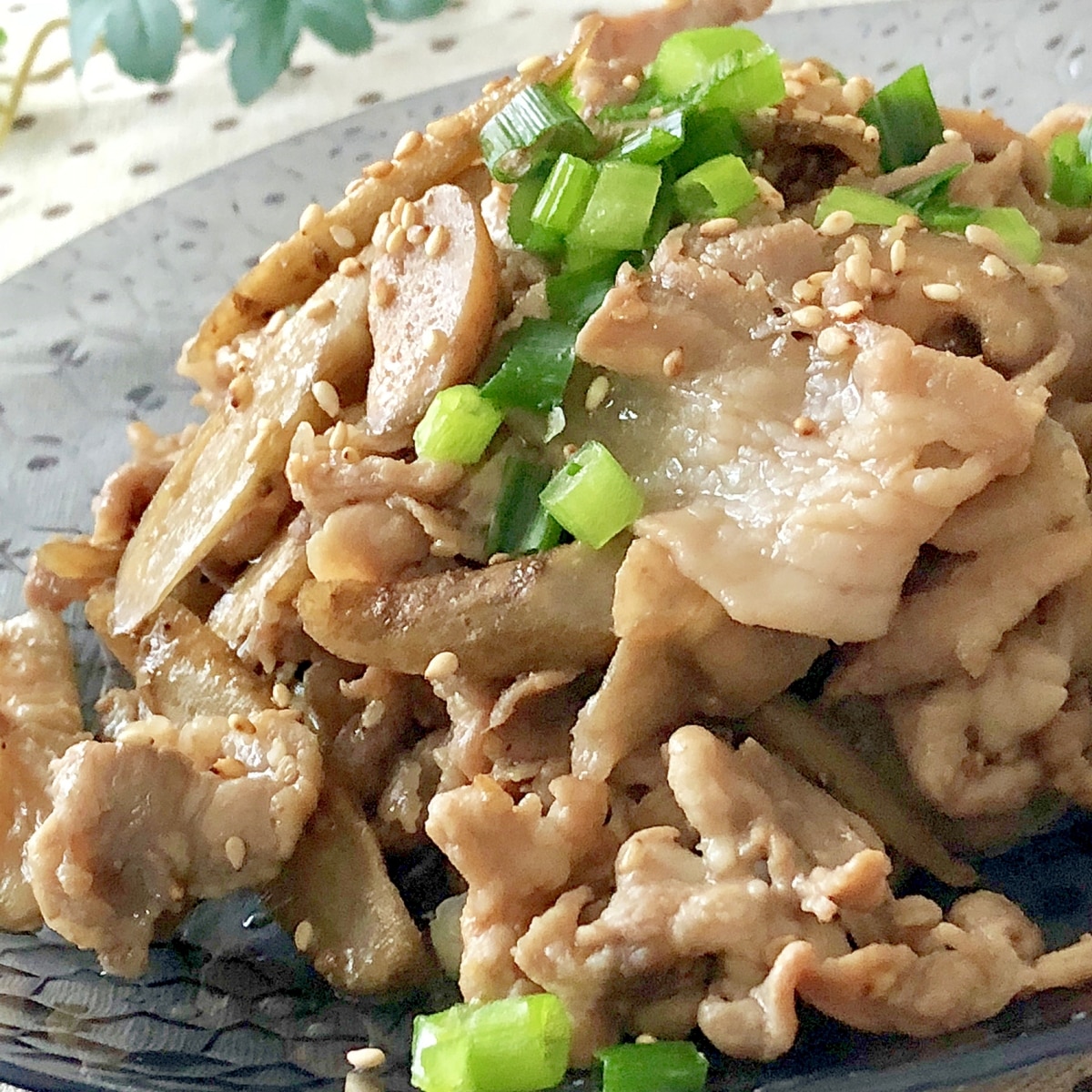 豚肉とごぼうの甘辛炒め レシピ 作り方 By みさきらりんず 楽天レシピ 豚肉とごぼうの甘辛炒め レシピ 作り方 By みさきらりんず 楽天レシピ